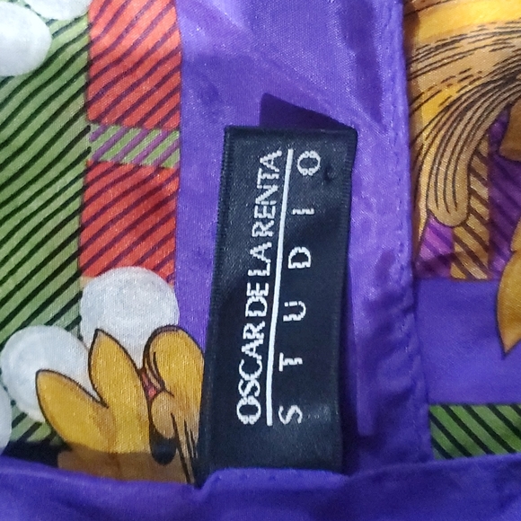 Vintage OSCAR DELARENTA Silk scarf - Picture 3 of 4